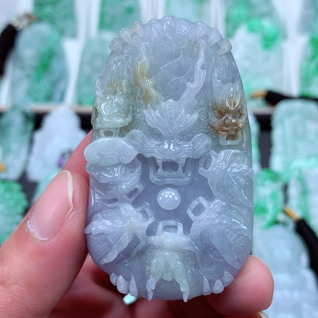 翡翠颈饰未镶嵌翡翠吊坠