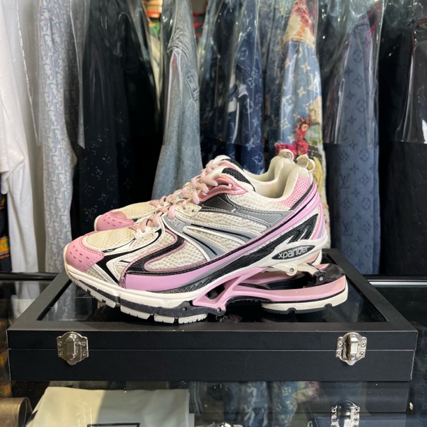 99新 Balenciaga/巴黎世家 粉色休闲鞋/37码/无盒/已鉴定洗护