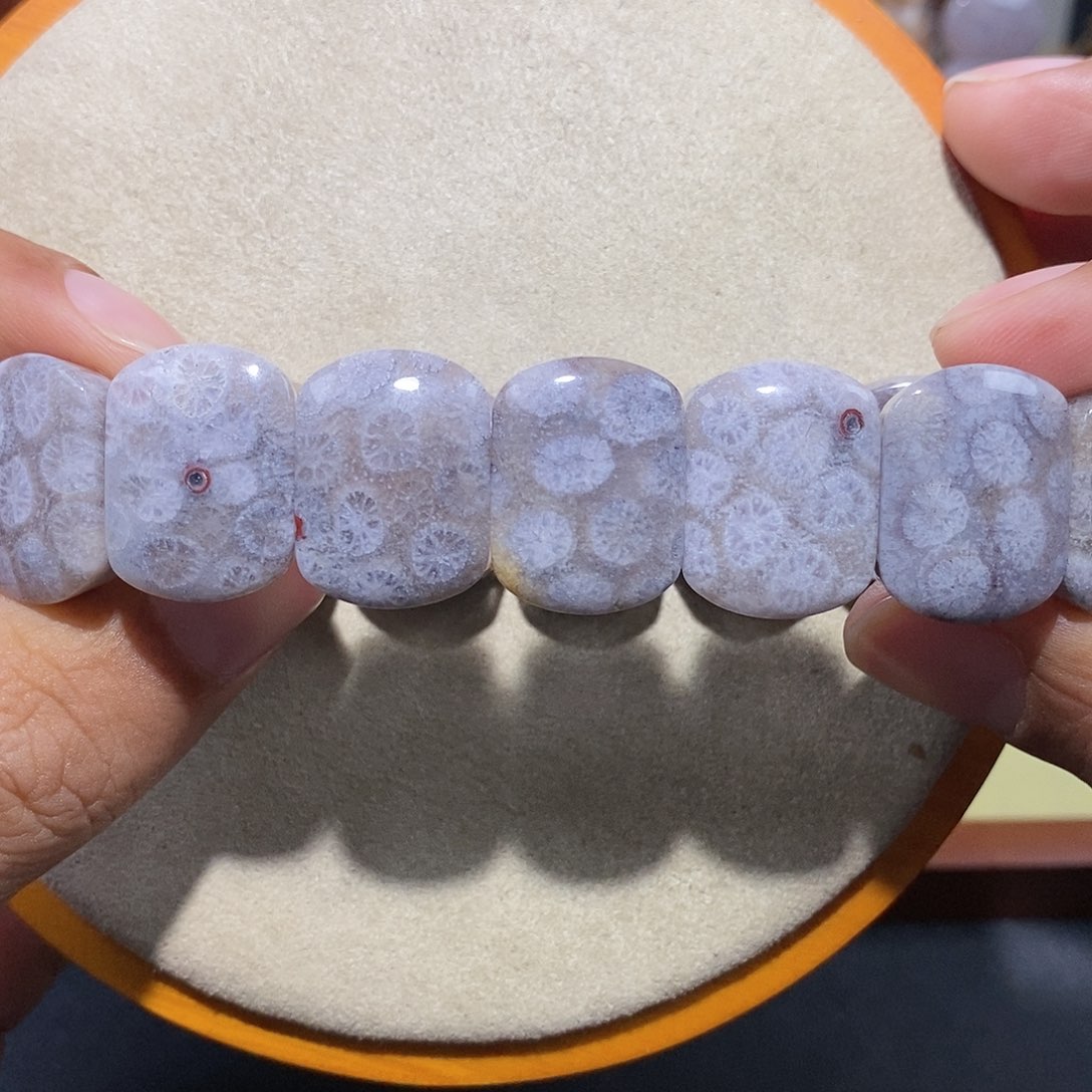 硅化珊瑚（珊瑚玉）手串未镶嵌蓝冰33