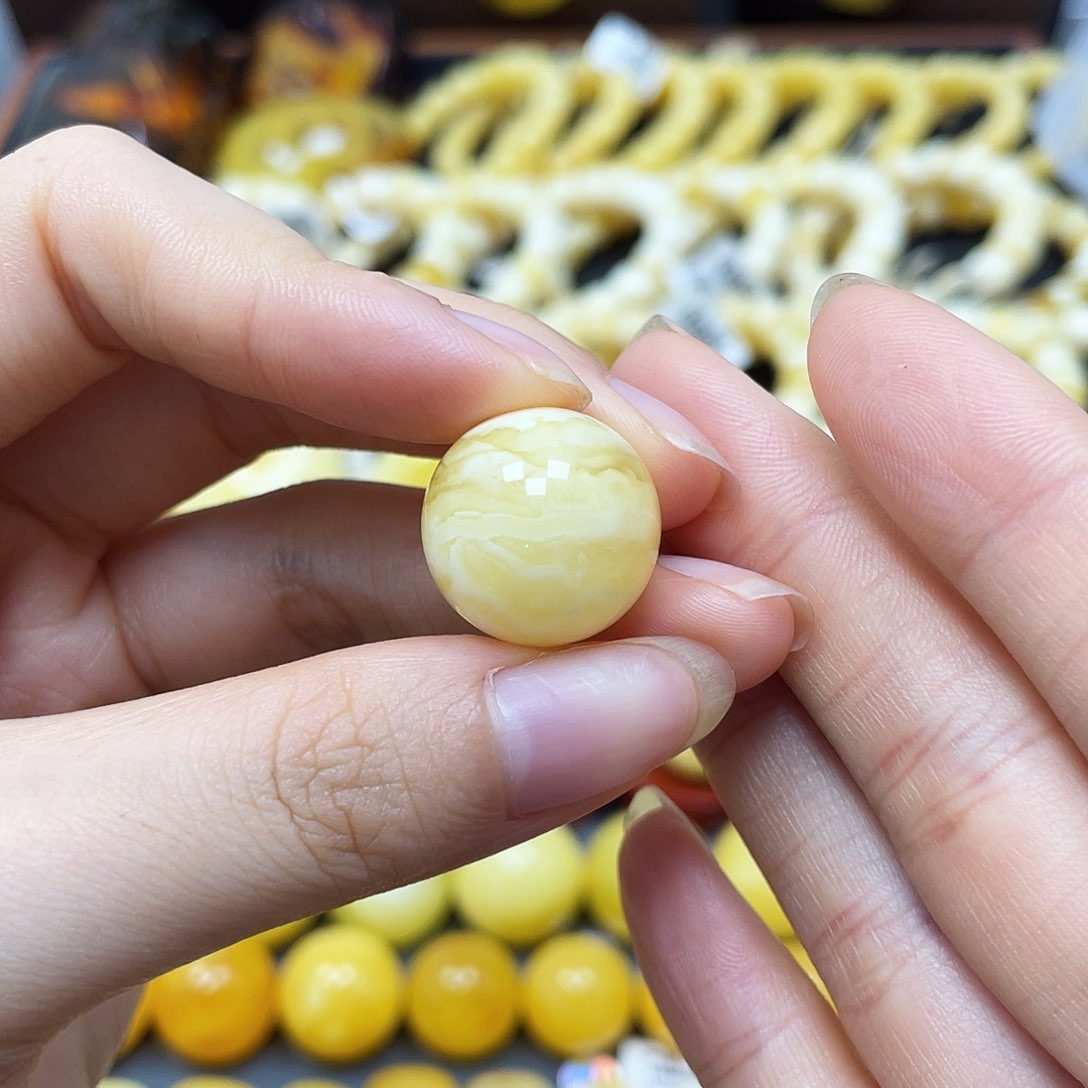 未镶嵌蜜蜡裸石圆珠17.5mm