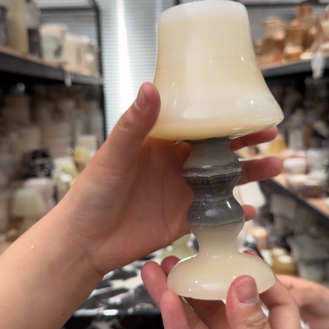 大理石R71。   关机。 