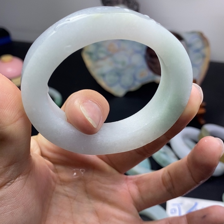 定制翡翠手镯未镶嵌