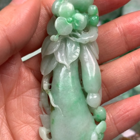 定制翡翠未镶嵌翡翠