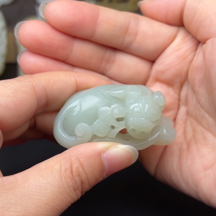 未镶嵌和田玉摆件辣*子