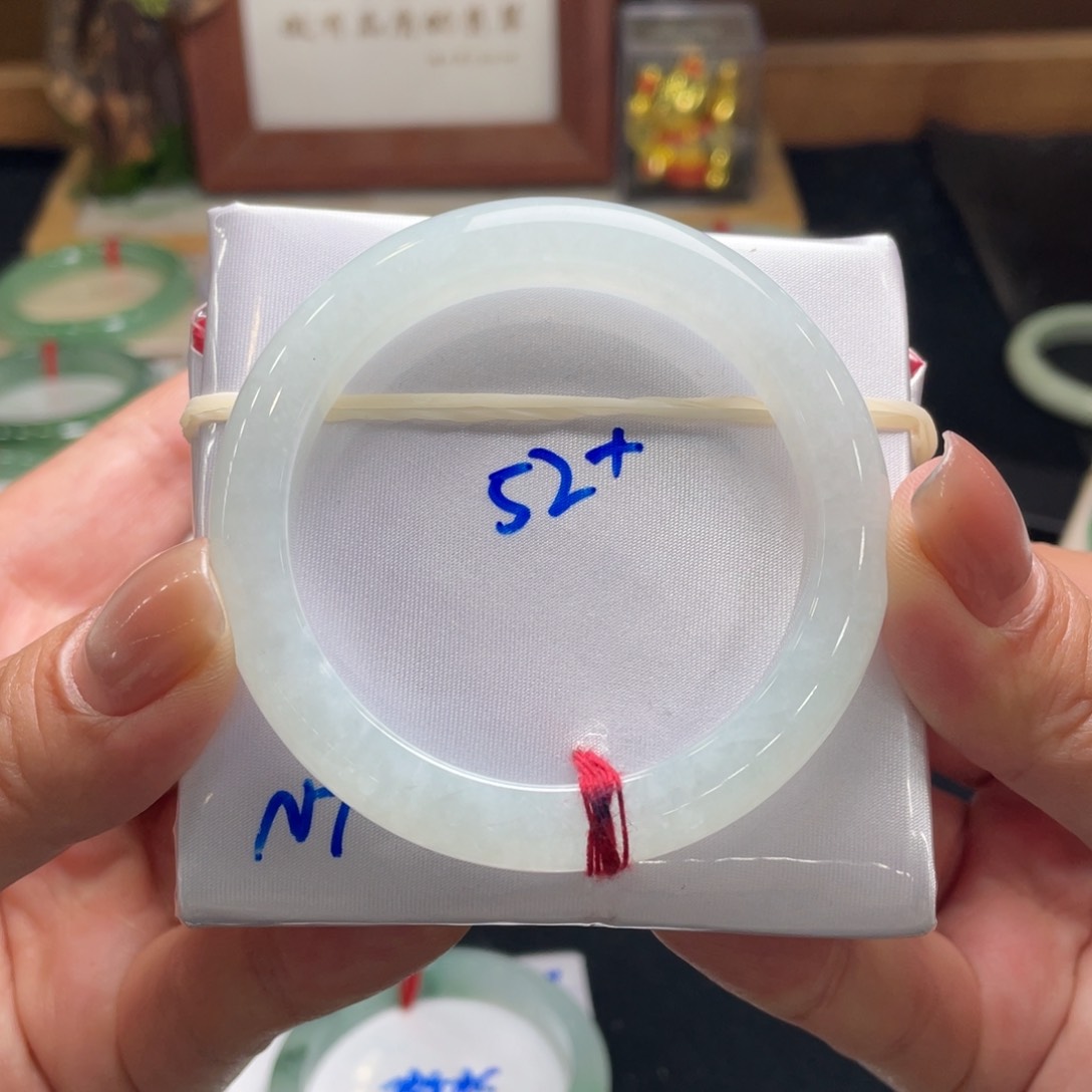 翡翠手镯未镶嵌翡翠52正圈