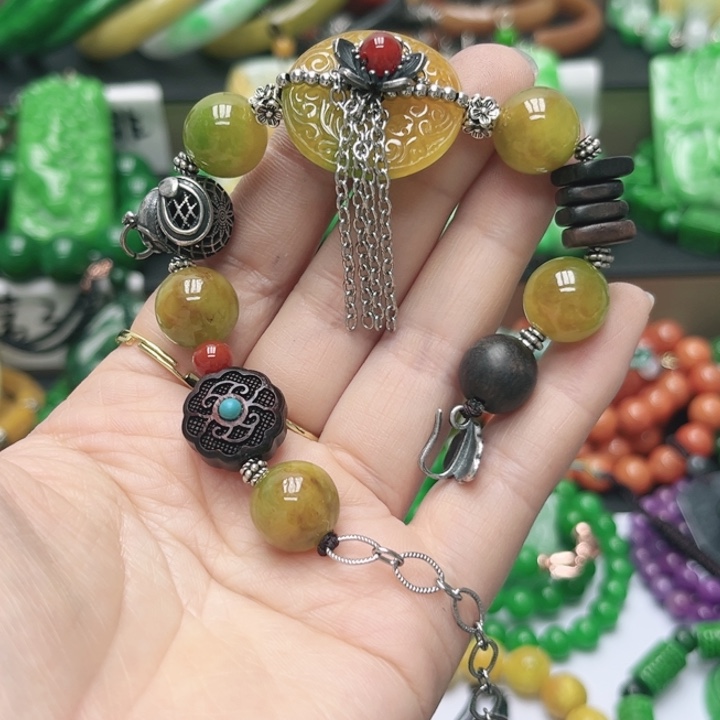 翡翠未镶嵌颈饰手串60