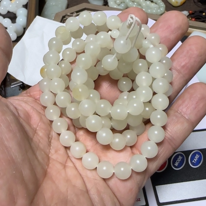 和田玉颈饰未镶嵌禧***班