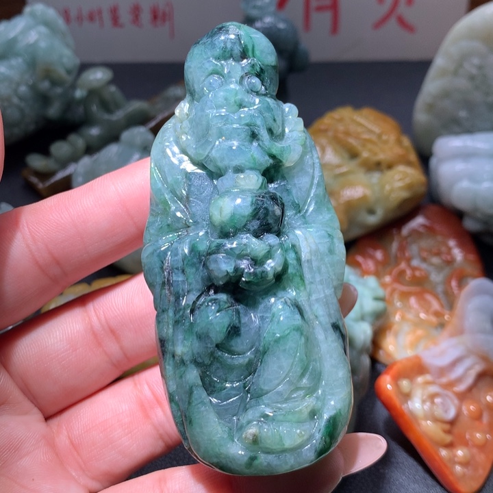 翡翠未镶嵌颈饰保真天然A货翡翠