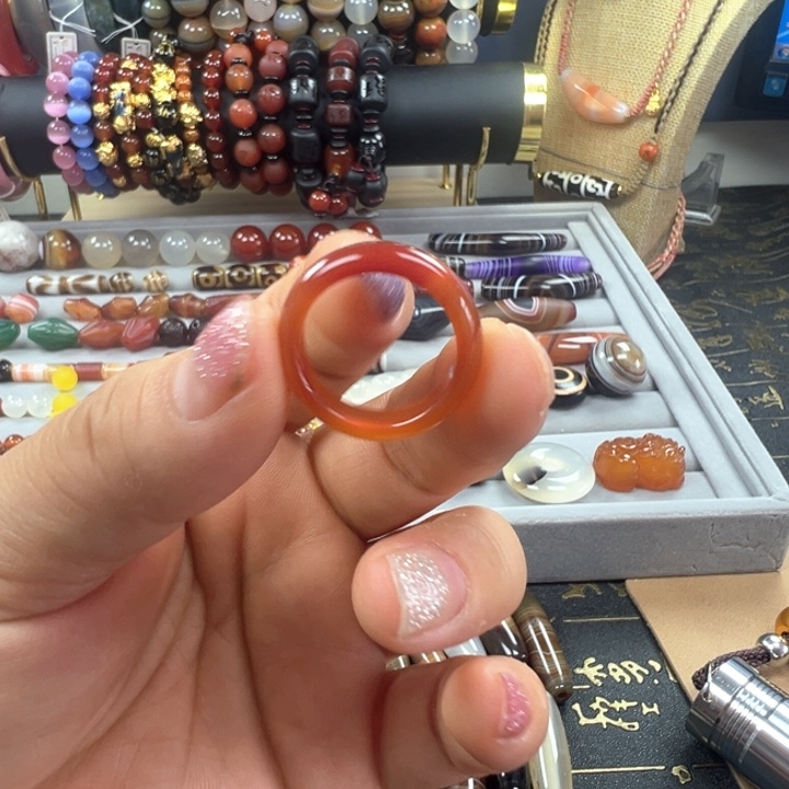 玛瑙/玉髓颈饰合金