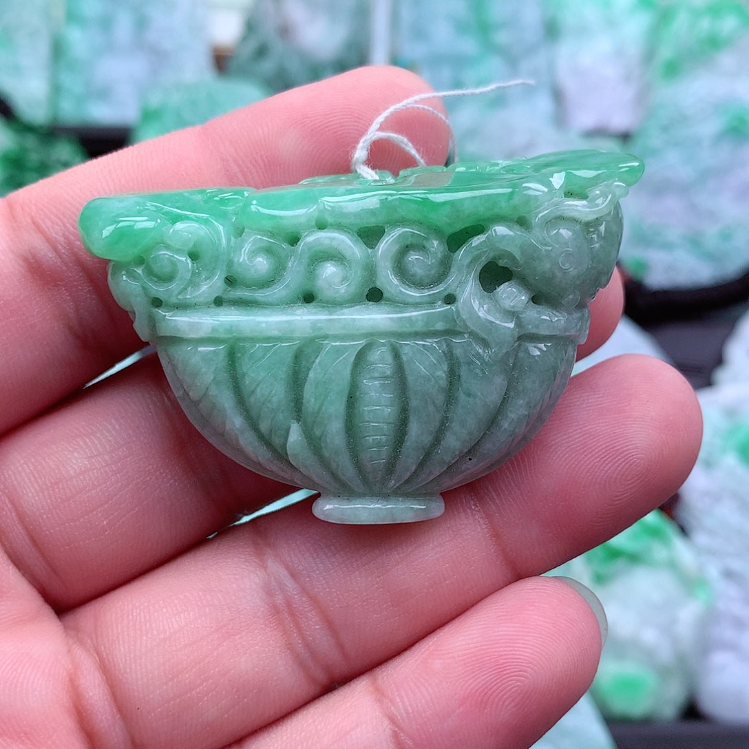 翡翠吊坠(不含链)未镶嵌