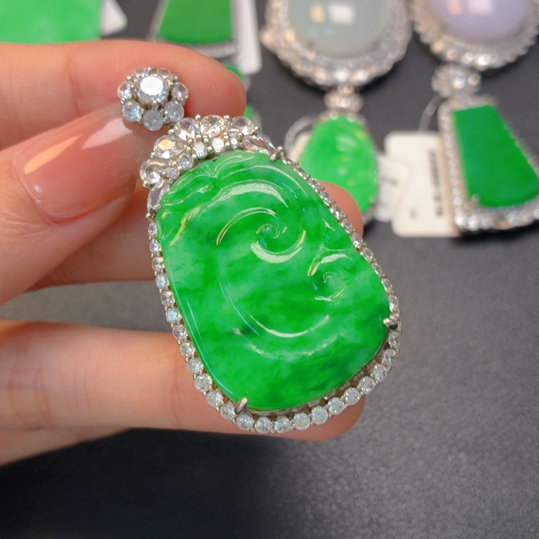 翡翠银S925镶嵌颈饰