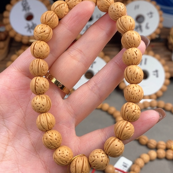 桃核手串金蝉子11A抛光板误差0.5