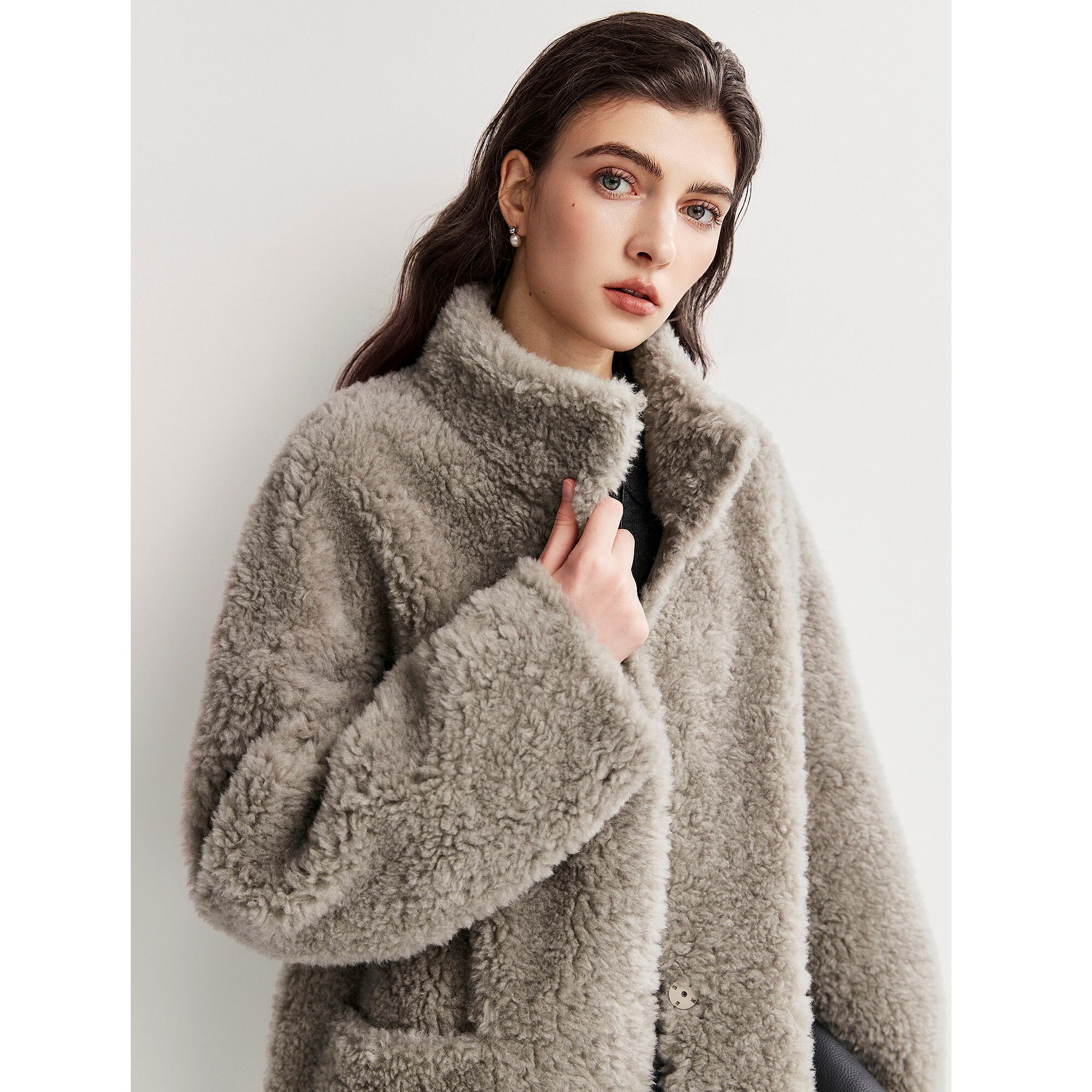 初棉【新】悠然暖意全羊毛皮毛一体外套女松弛感长毛呢366666005