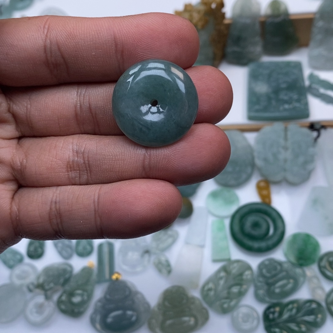 翡翠未镶嵌手链天然a货翡翠05