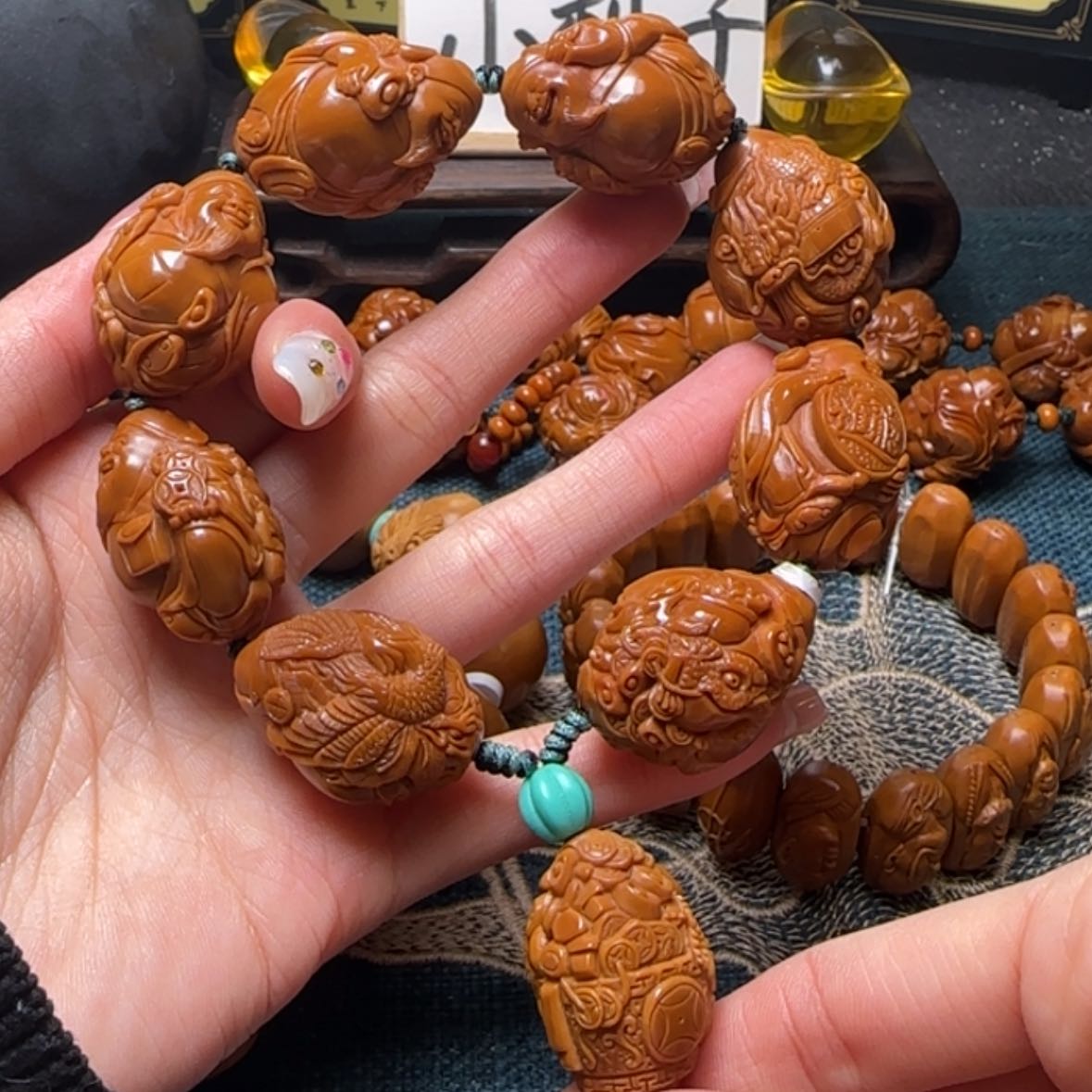 【闪购商品】橄榄核手串瑞兽财神
