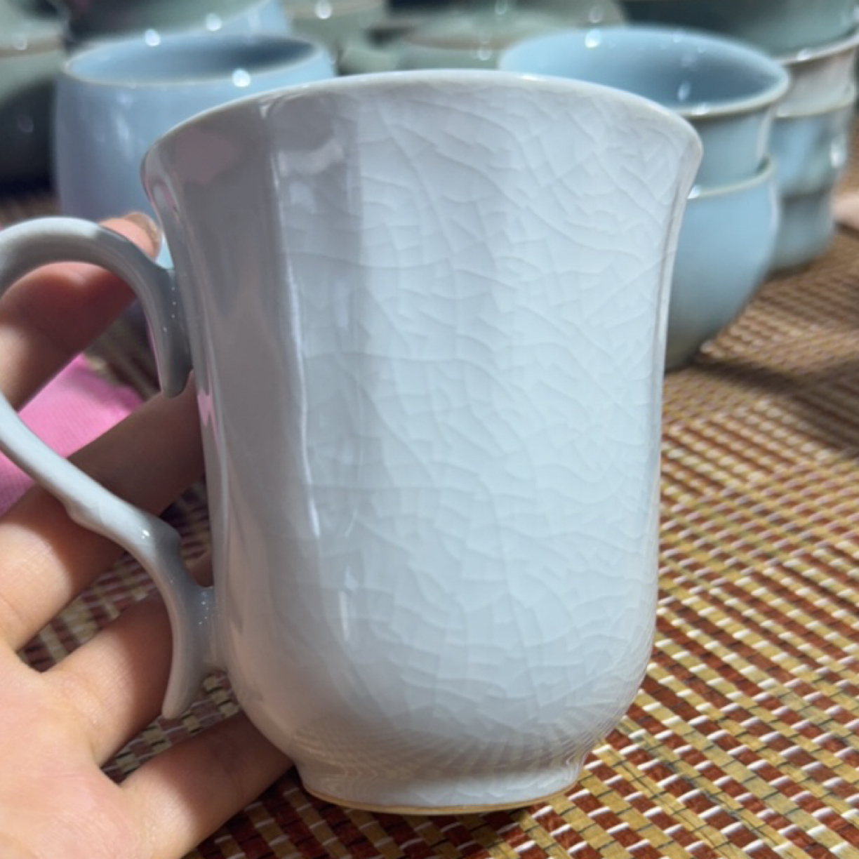 原矿月白釉马克杯150cc
