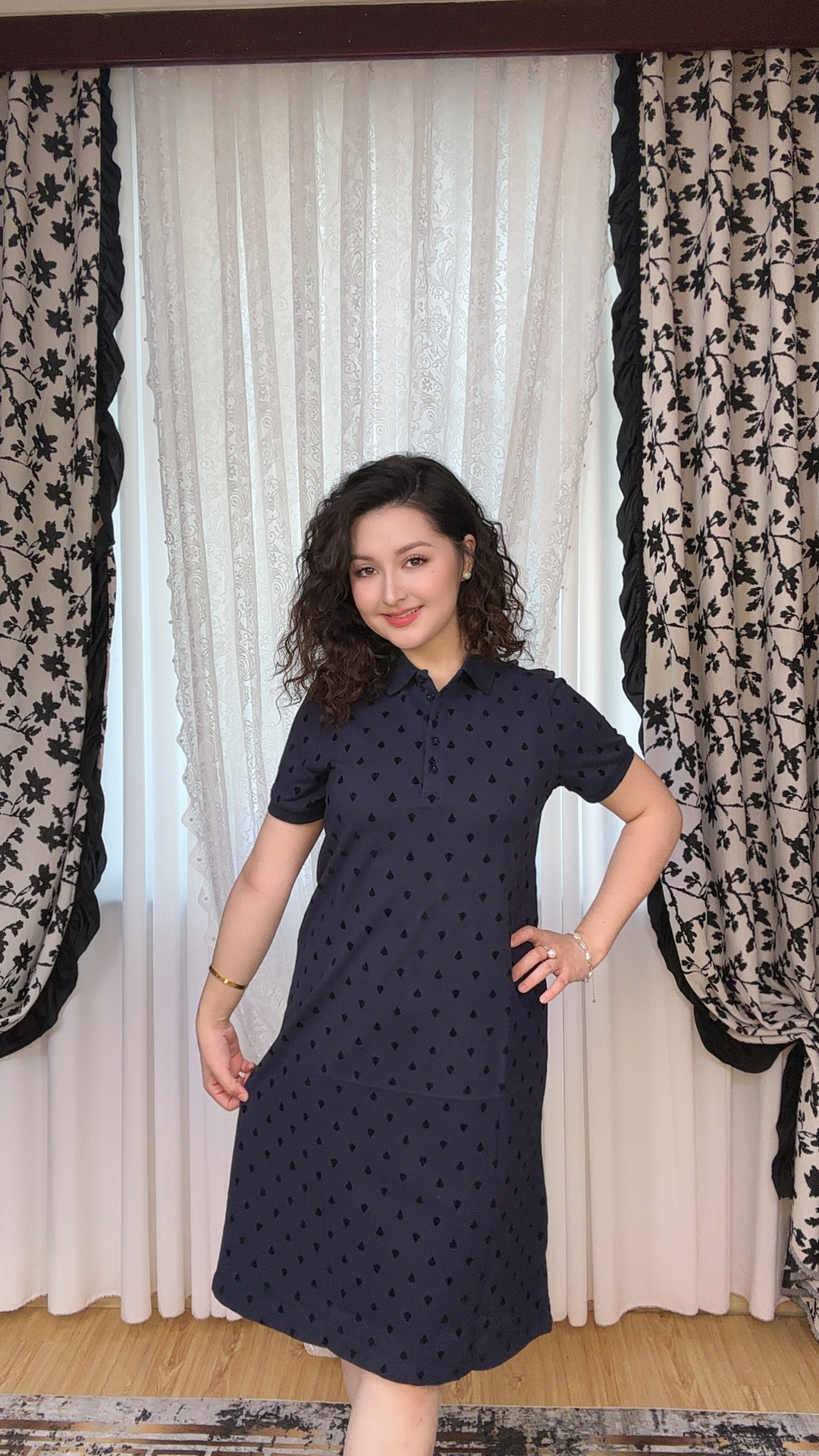 2025网红新款印花提花波点连衣裙中款休闲风时尚夏季气质女士【81】