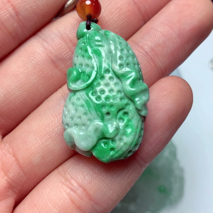 翡翠吊坠(不含链)未镶嵌