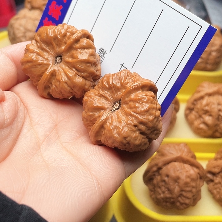 吊坠文玩核桃淄****殖文玩核桃蛤蟆头