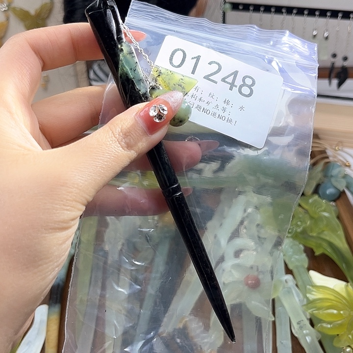 蛇纹石玉发簪合金