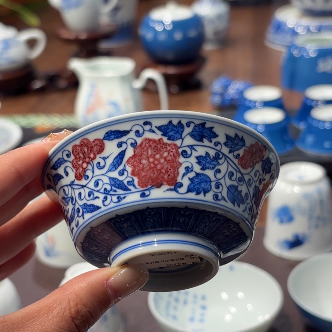 缠枝莲杯……臻玉……………………