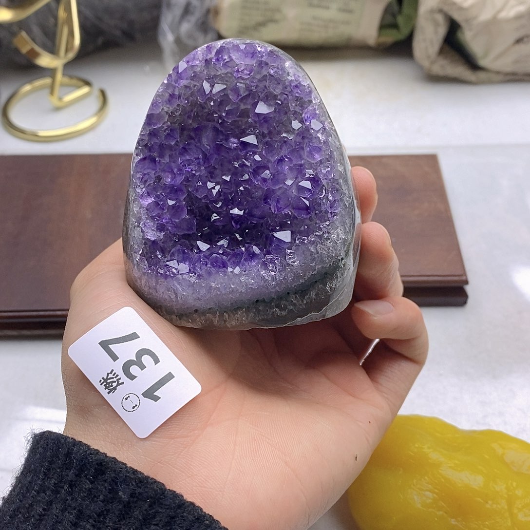 紫晶大型摆件（非配饰）未镶嵌
