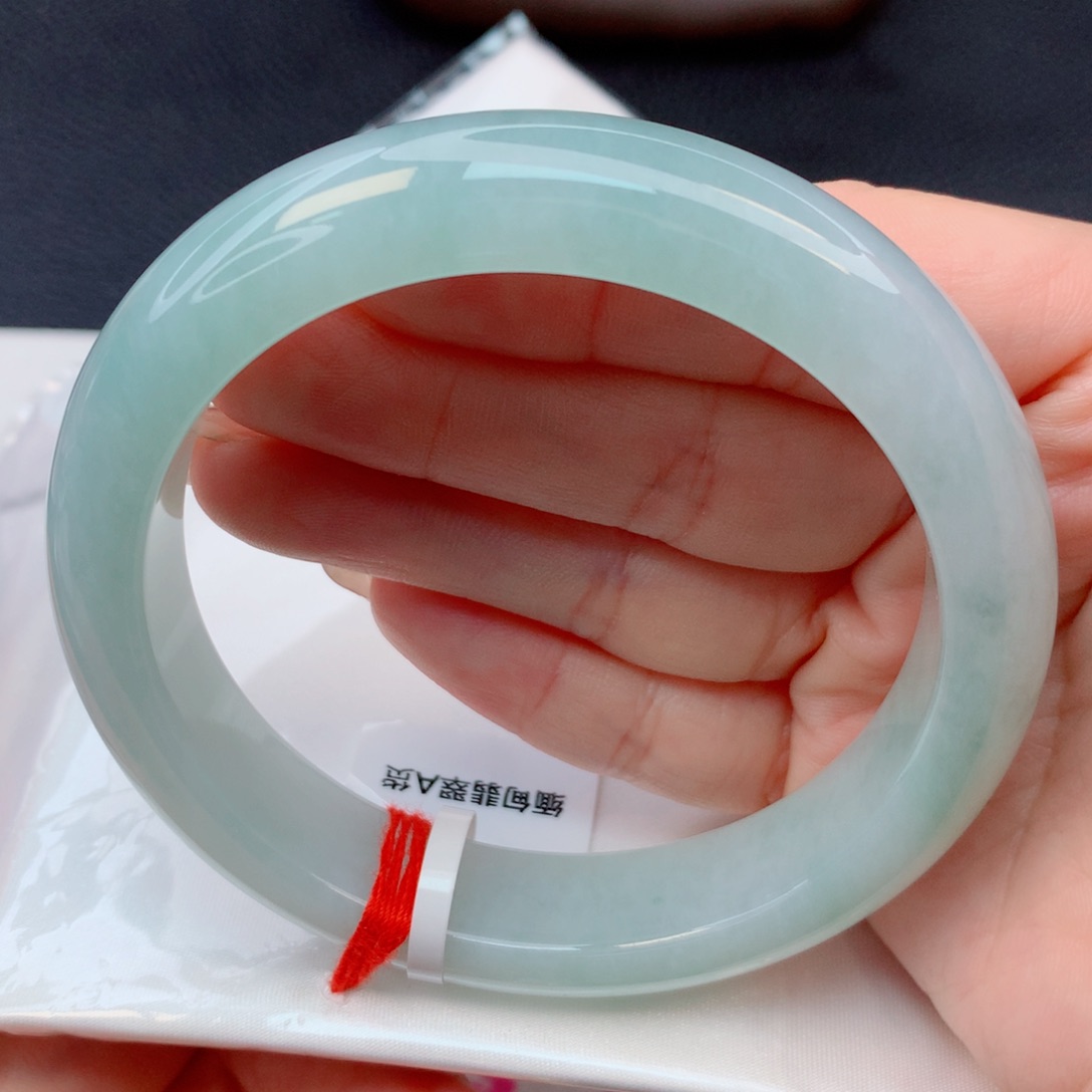 溪***翡翠未镶嵌手镯61-62满圈晴绿