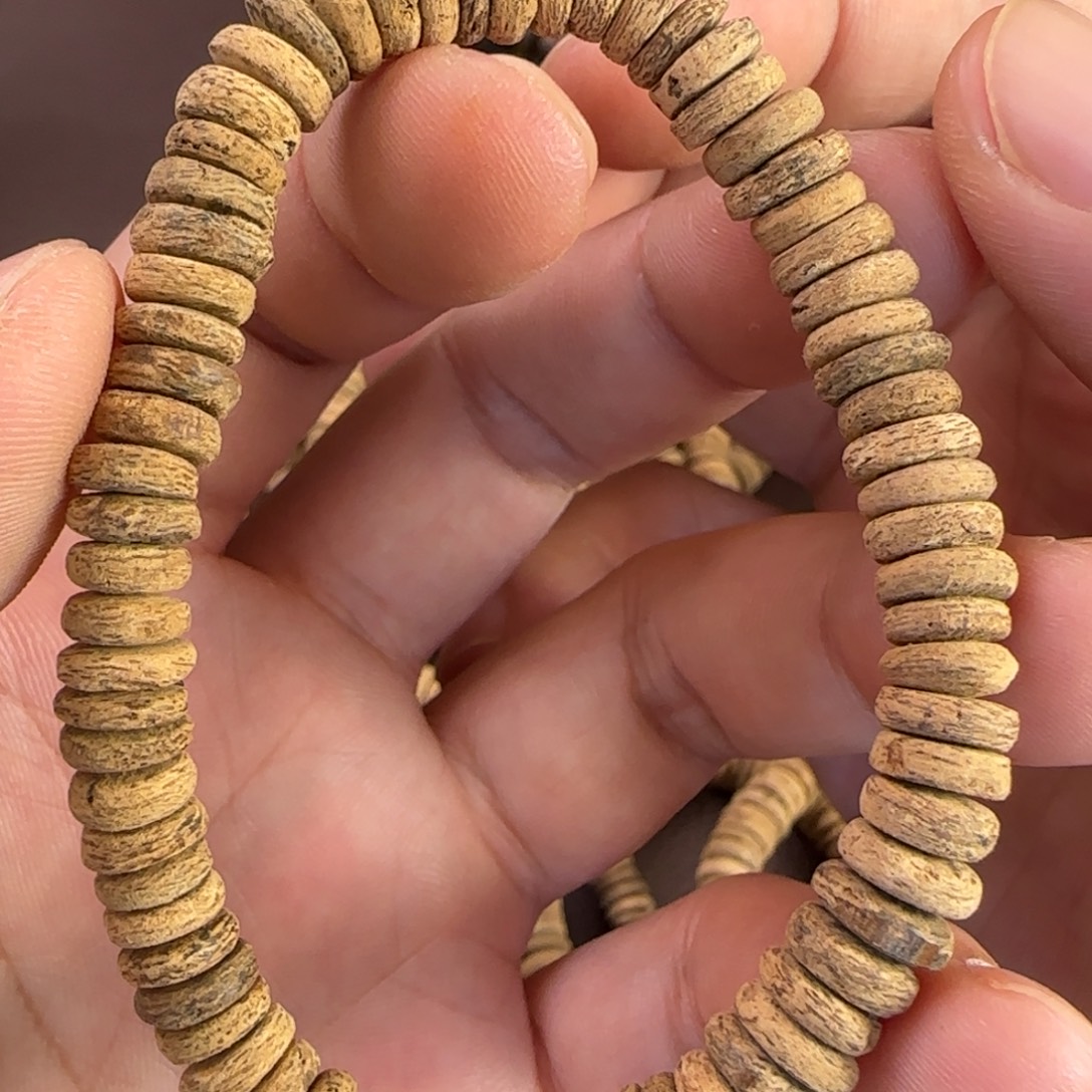 手串沉香斯里兰卡土沉皮油片珠4克