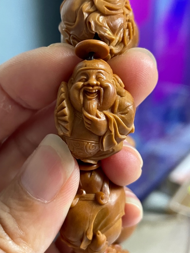 手工雕刻八大财神爷文玩手串