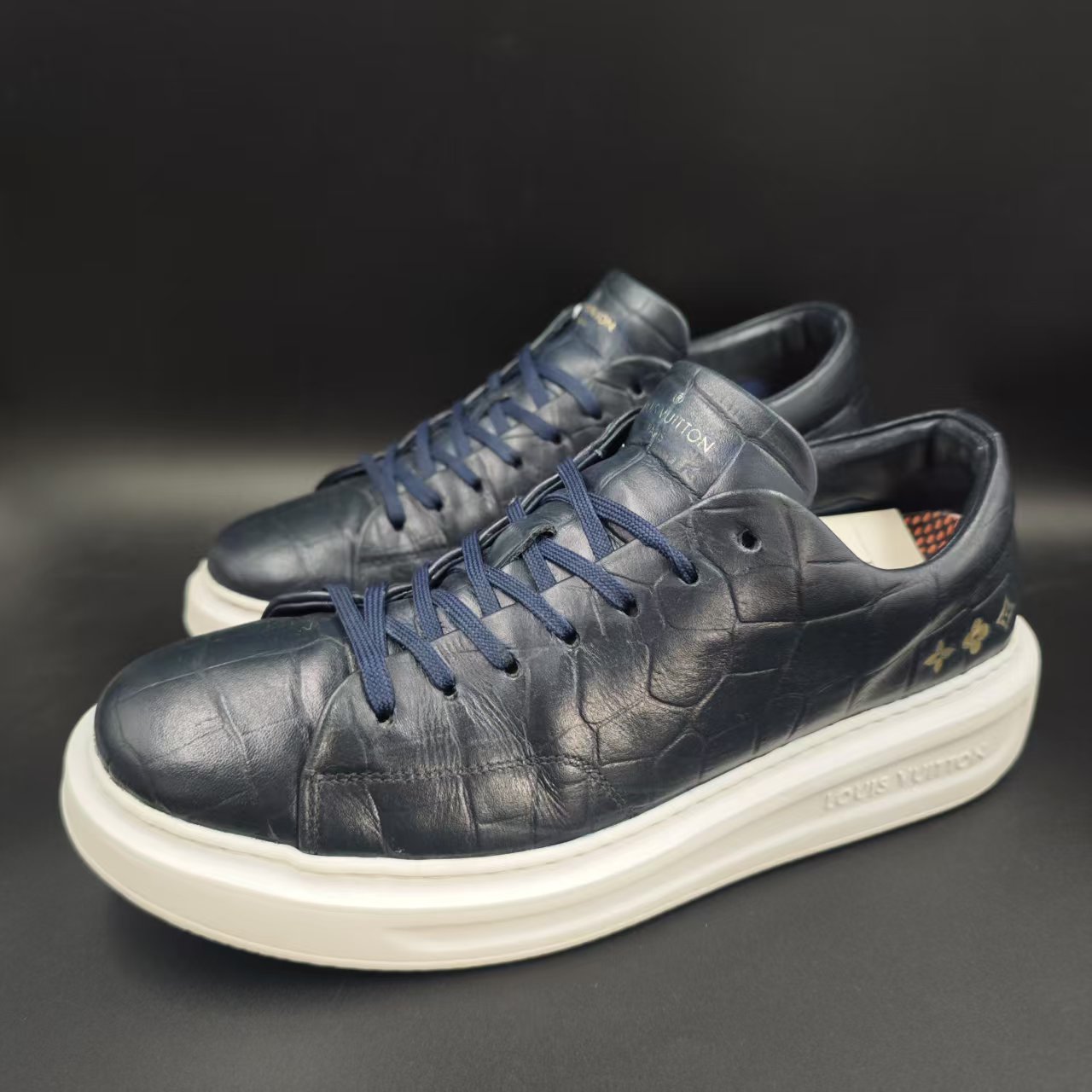 95新 LouisVuitton/路易威登 深蓝色经典松糕鞋41欧码 cat786