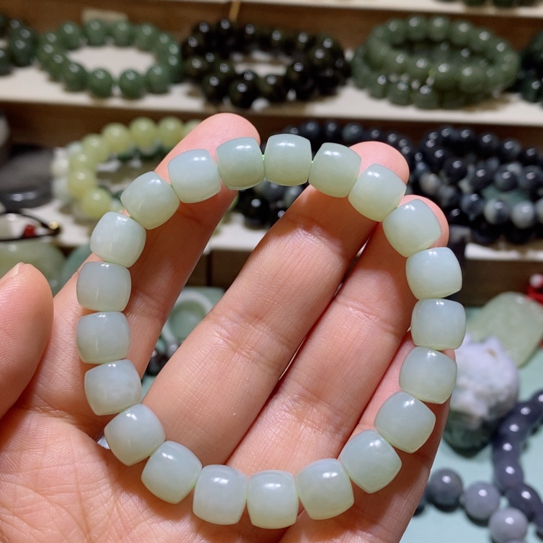 和田玉手链未镶嵌