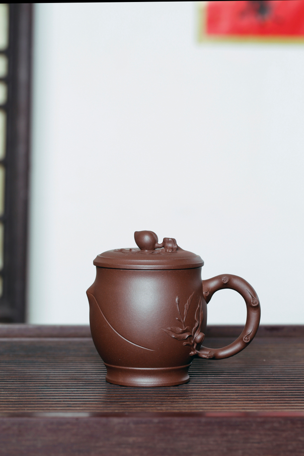 丁亦琴作品～寿桃盖杯，丁蜀本地紫泥，半手工，330CC左右
