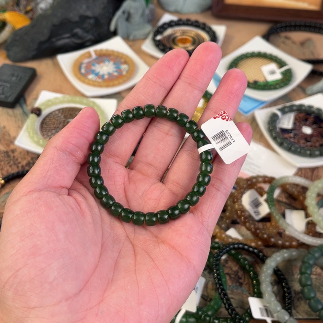 沐***漪手链未镶嵌和田玉