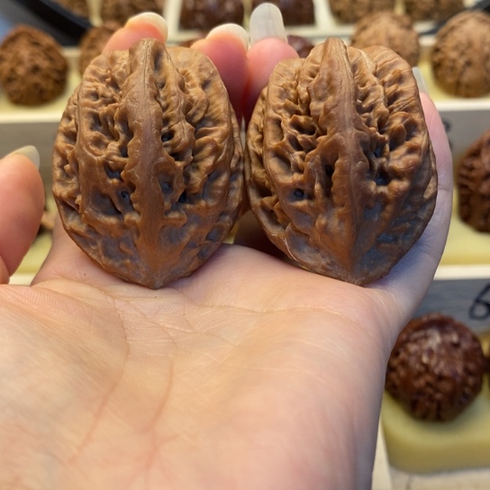 淡***忘桃核把件东北秋子
