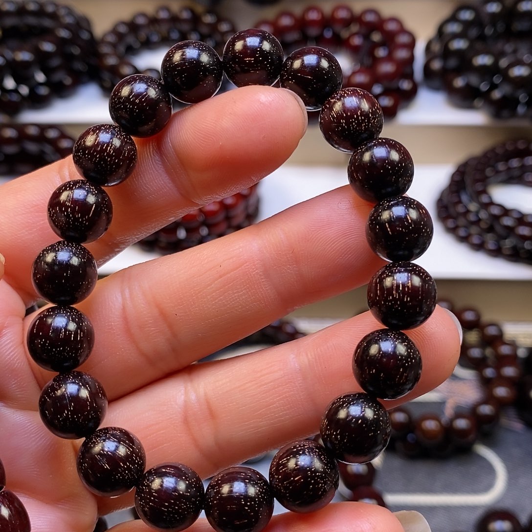 檀香紫檀（小叶紫檀）1.0/19满星