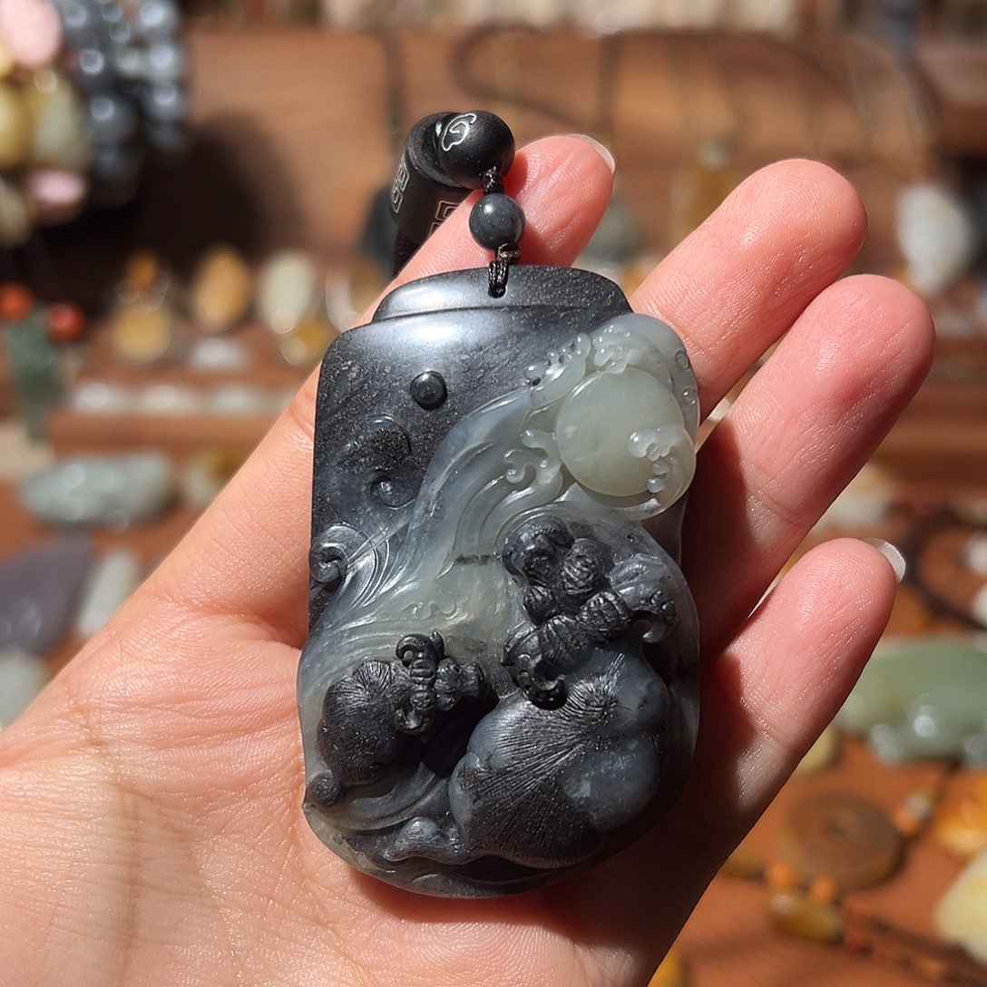 和田玉颈饰未镶嵌