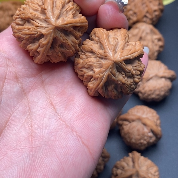 文玩核桃吊坠锤**！三棱