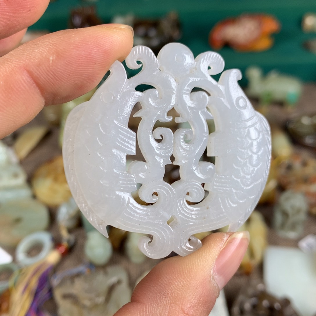 和田玉颈饰未镶嵌