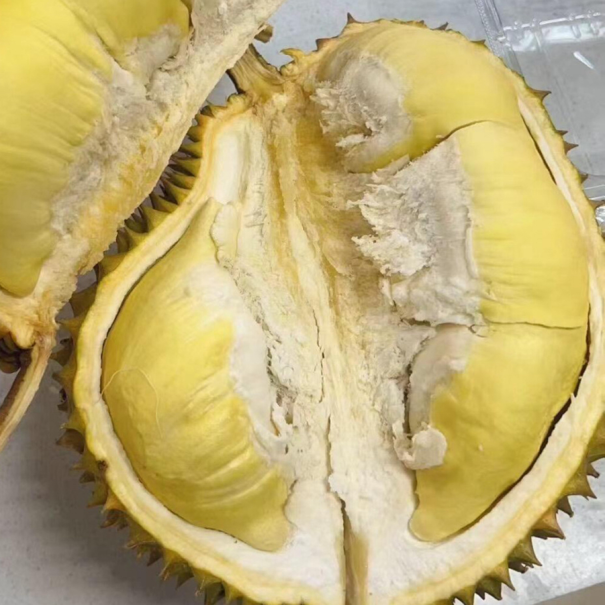 越南巴掌金枕榴莲和，新鲜榴莲，核小3-5斤一个金枕越南