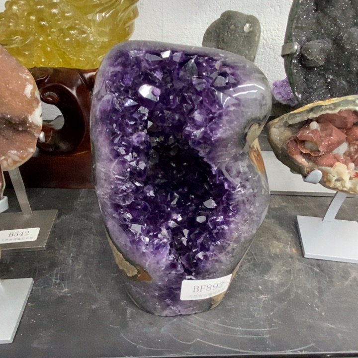 紫晶大型摆件（非配饰）未镶嵌