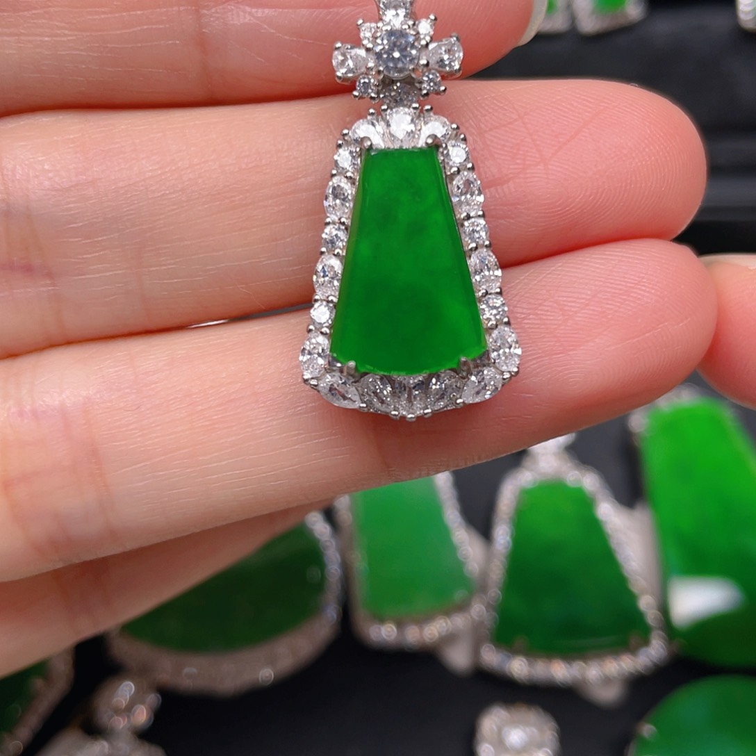 吊坠(不含链)银S925镶嵌翡翠吊坠