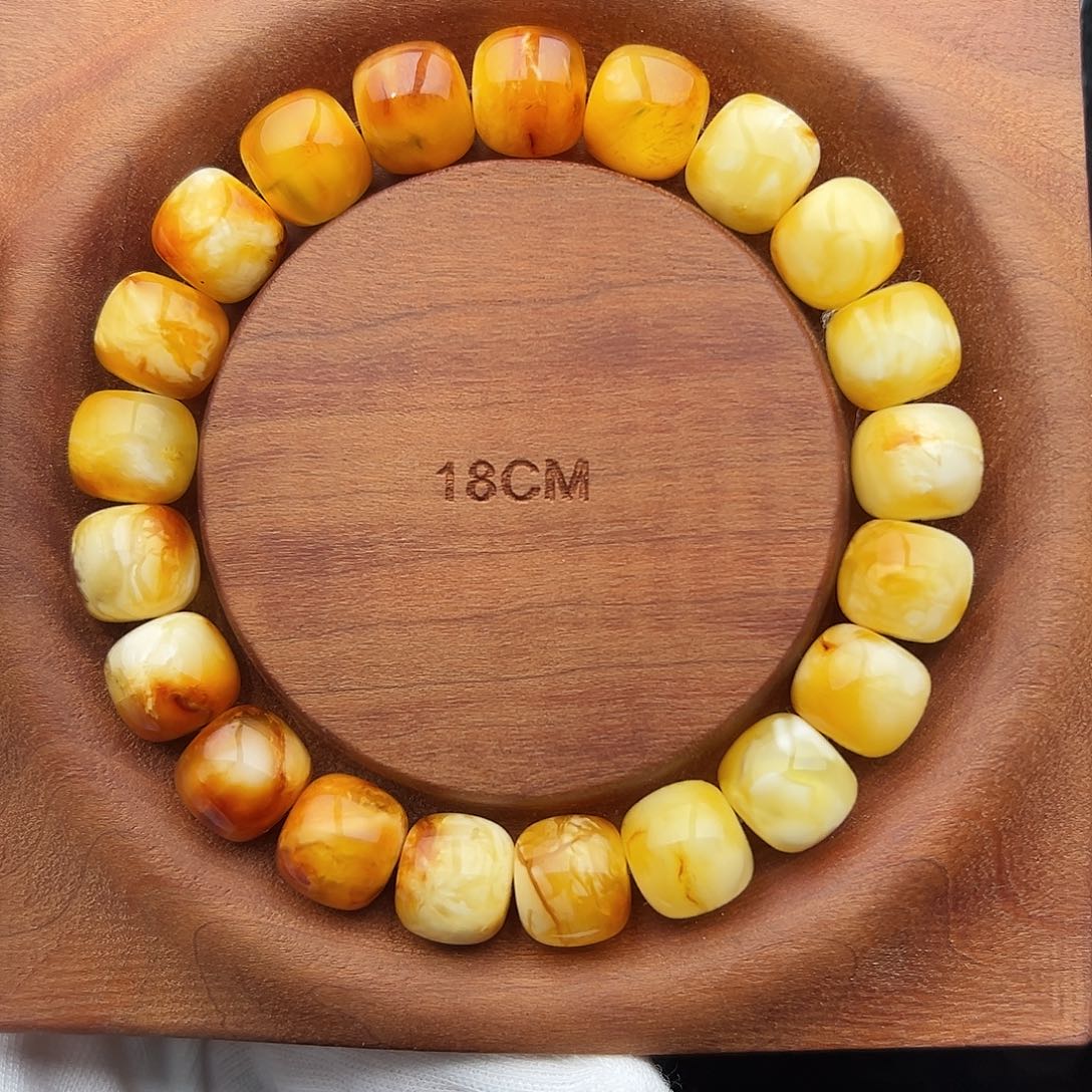 琥珀未镶嵌裸石微瑕11