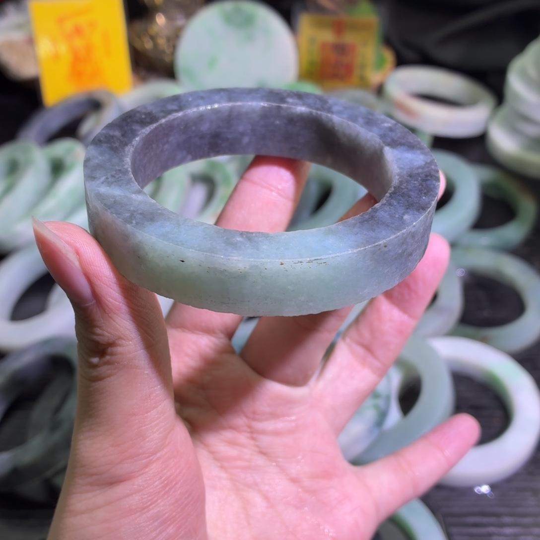 定制翡翠未镶嵌天然翡翠A货毛胚手镯定制