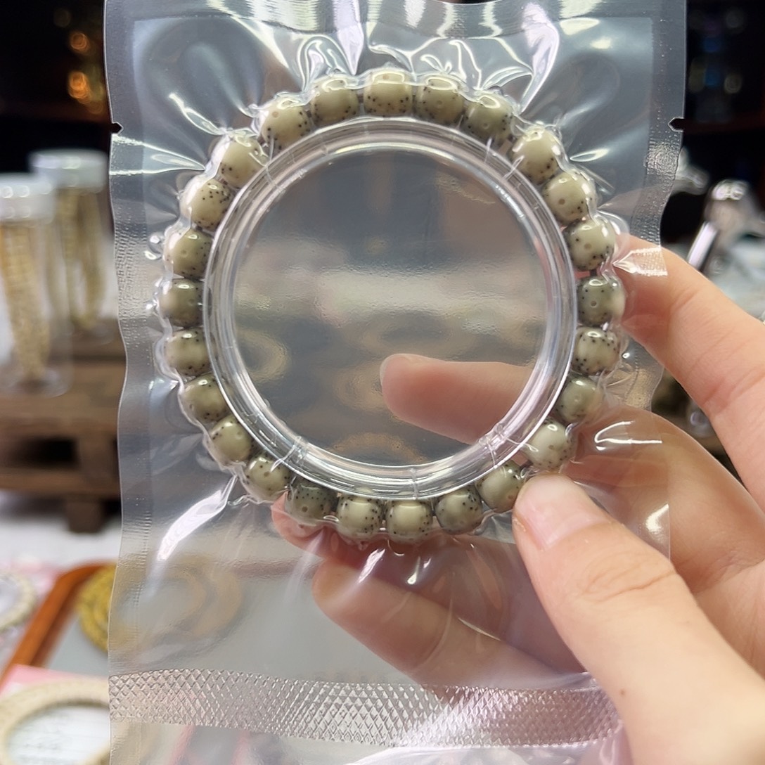 星月菩提吊坠Ll.9x8通体 老料小细星