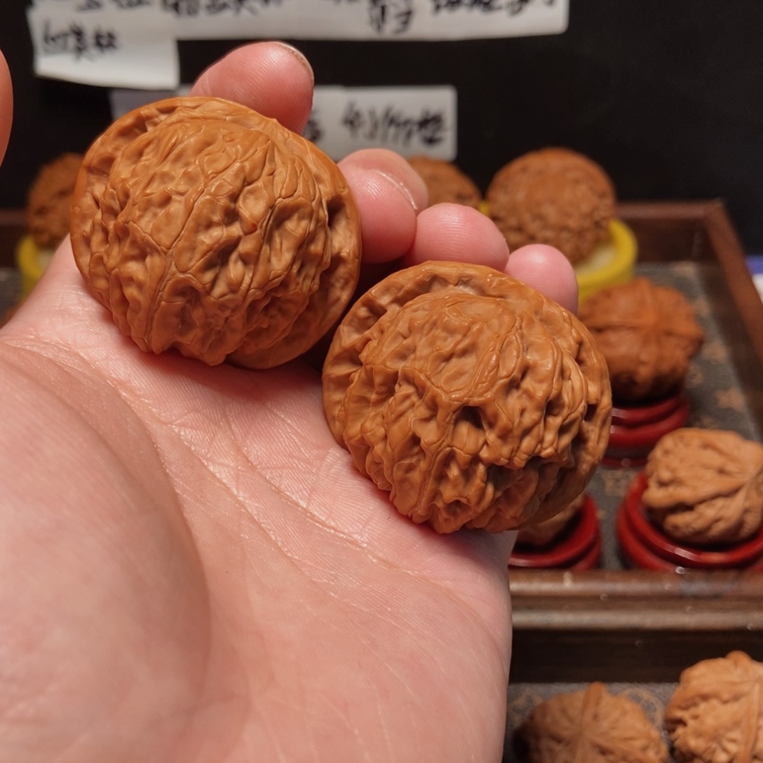 吊坠文玩核桃金麒麟45尺6677