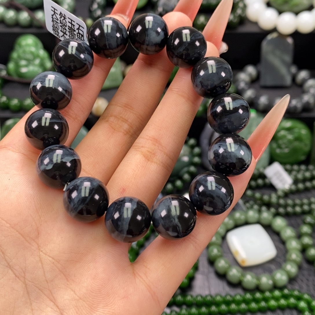 和田玉未镶嵌珠宝奇石