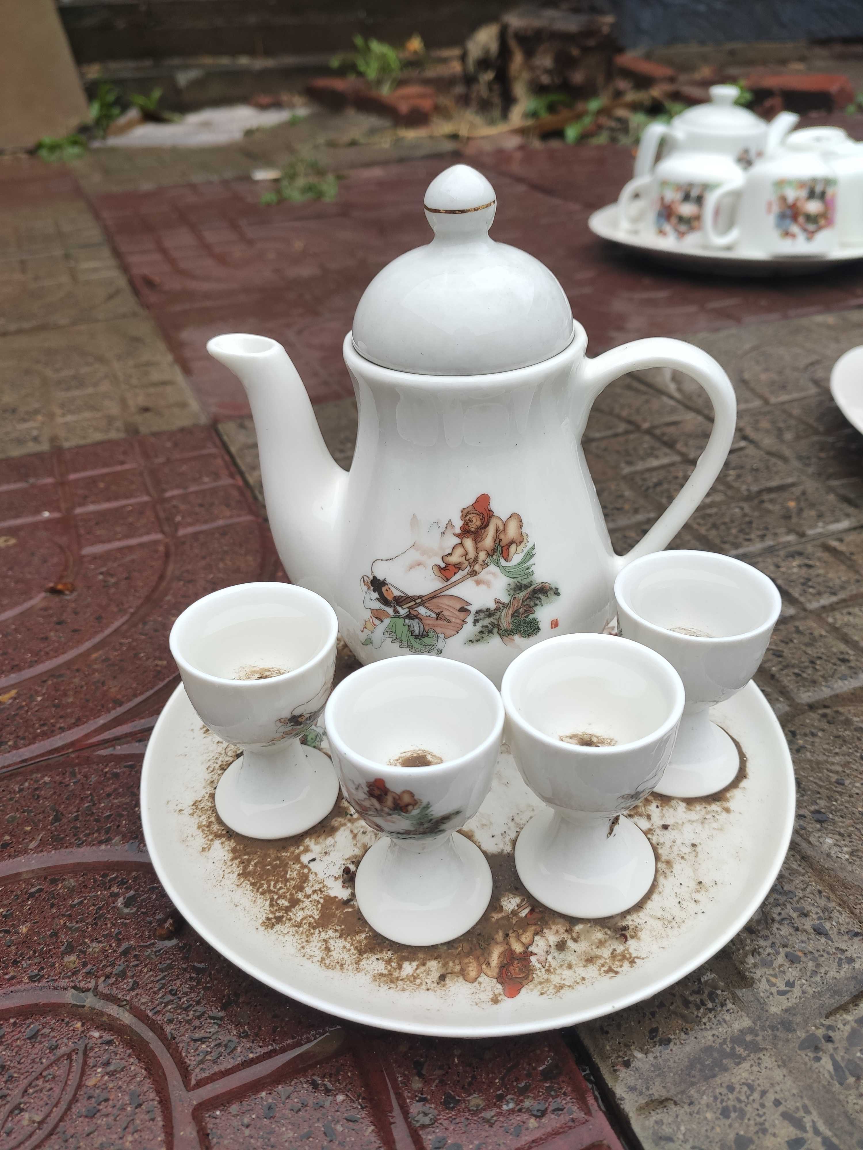 三打白骨精酒壶一套