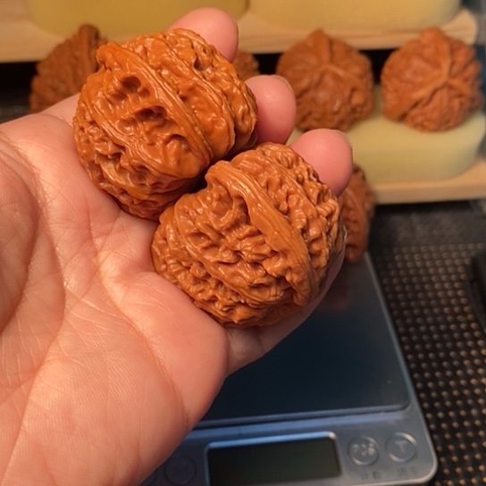 孟***春文玩核桃吊坠核桃