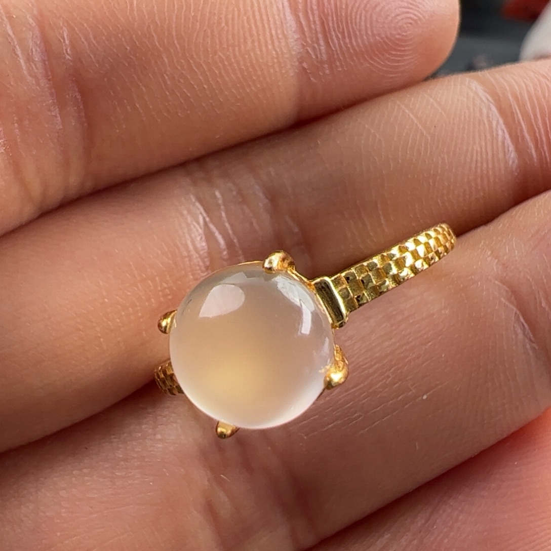 未镶嵌戒指玛瑙/玉髓南****?