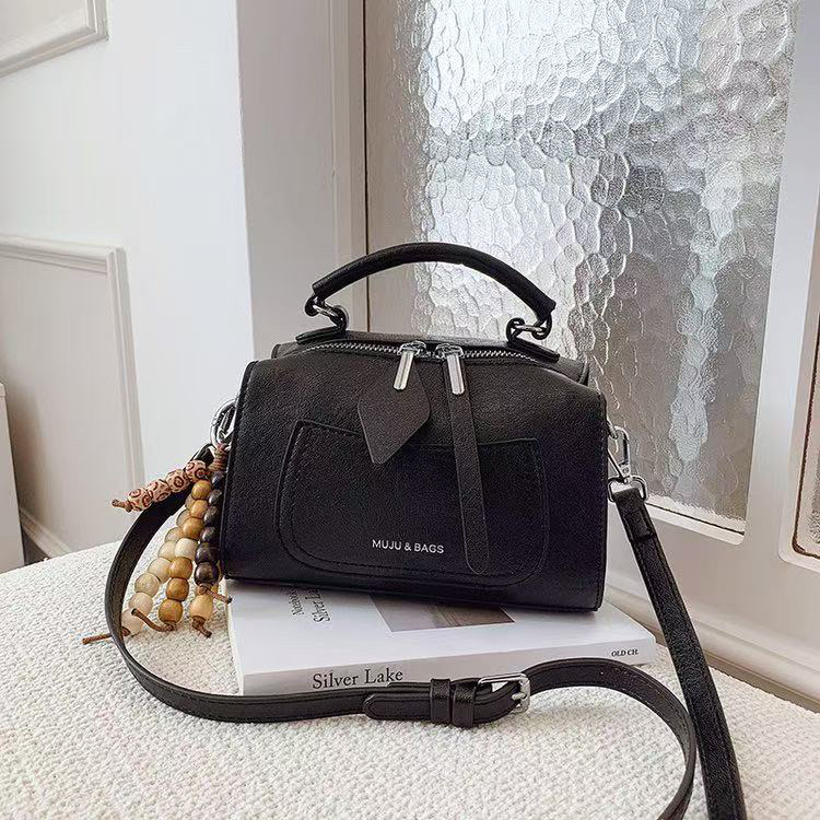 轻奢百搭高级感气质时尚斜挎女士包新品A12b